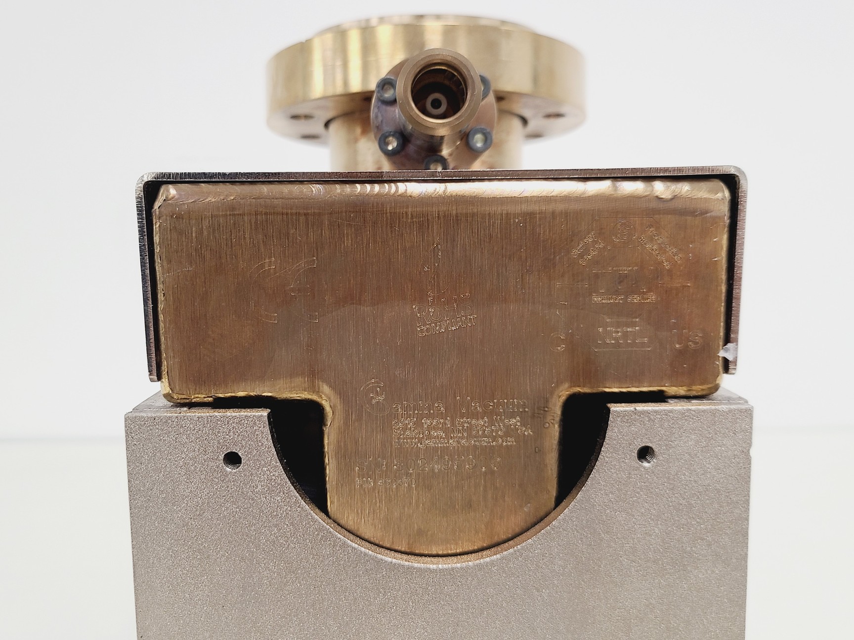 Image of Gamma Vacuum Titan Ion Getter Pump (from ThermoFisher Scientific) Ultra-High 