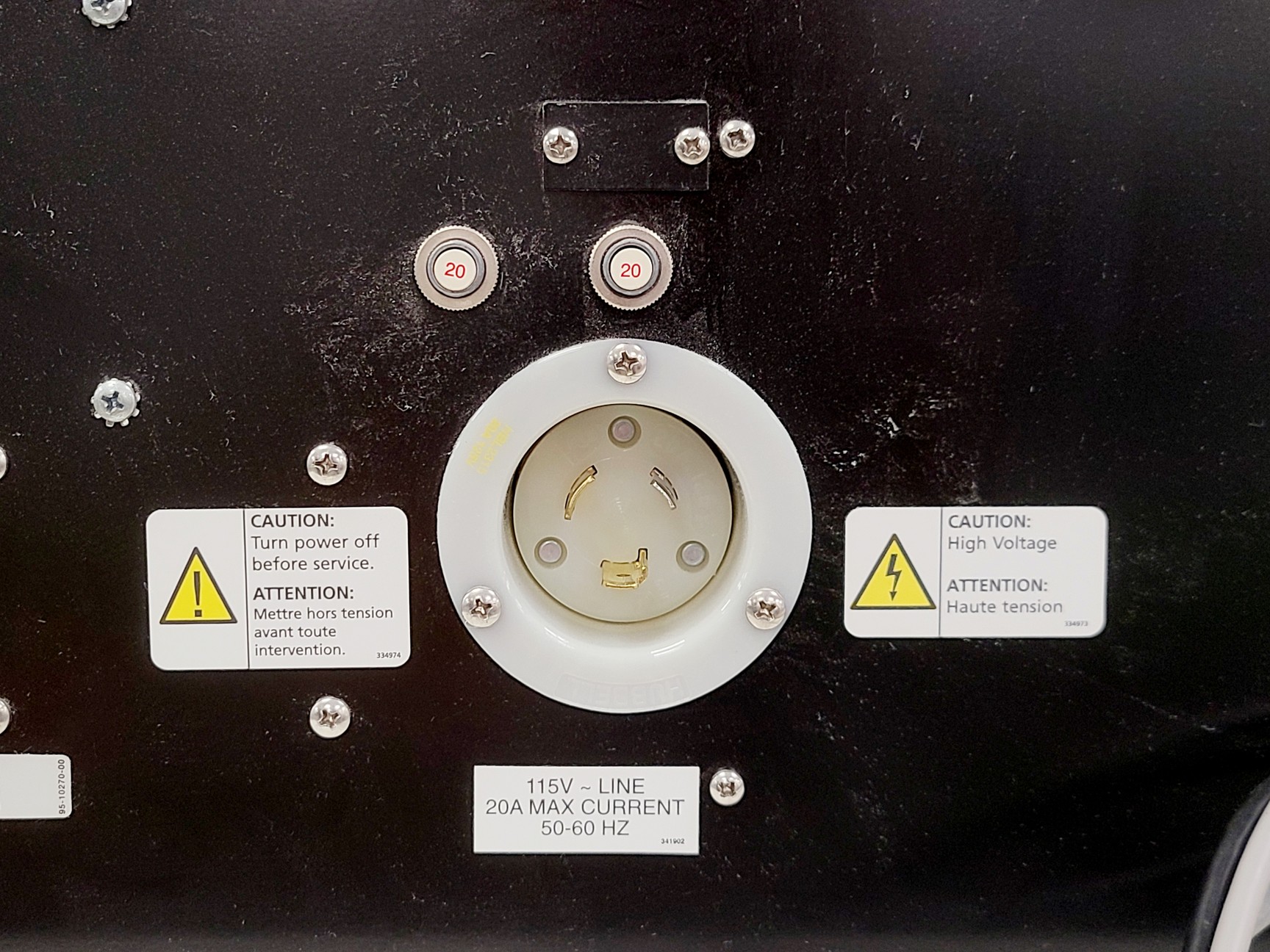 Image of BD LSR II Flow Cytometer w/ Transformer and FACSFlow Supply System 