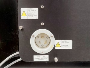 Thumbnail image of BD LSR II Flow Cytometer w/ Transformer and FACSFlow Supply System 