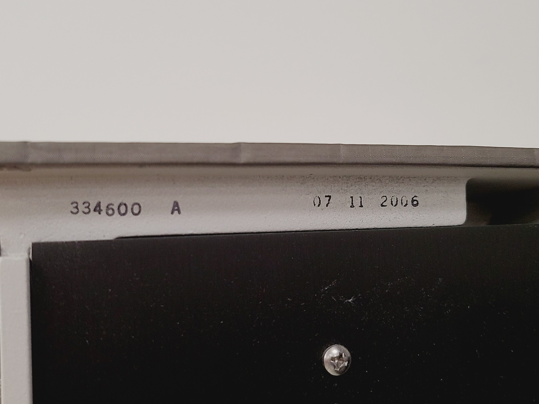 Image of BD LSR II Flow Cytometer w/ Transformer and FACSFlow Supply System 
