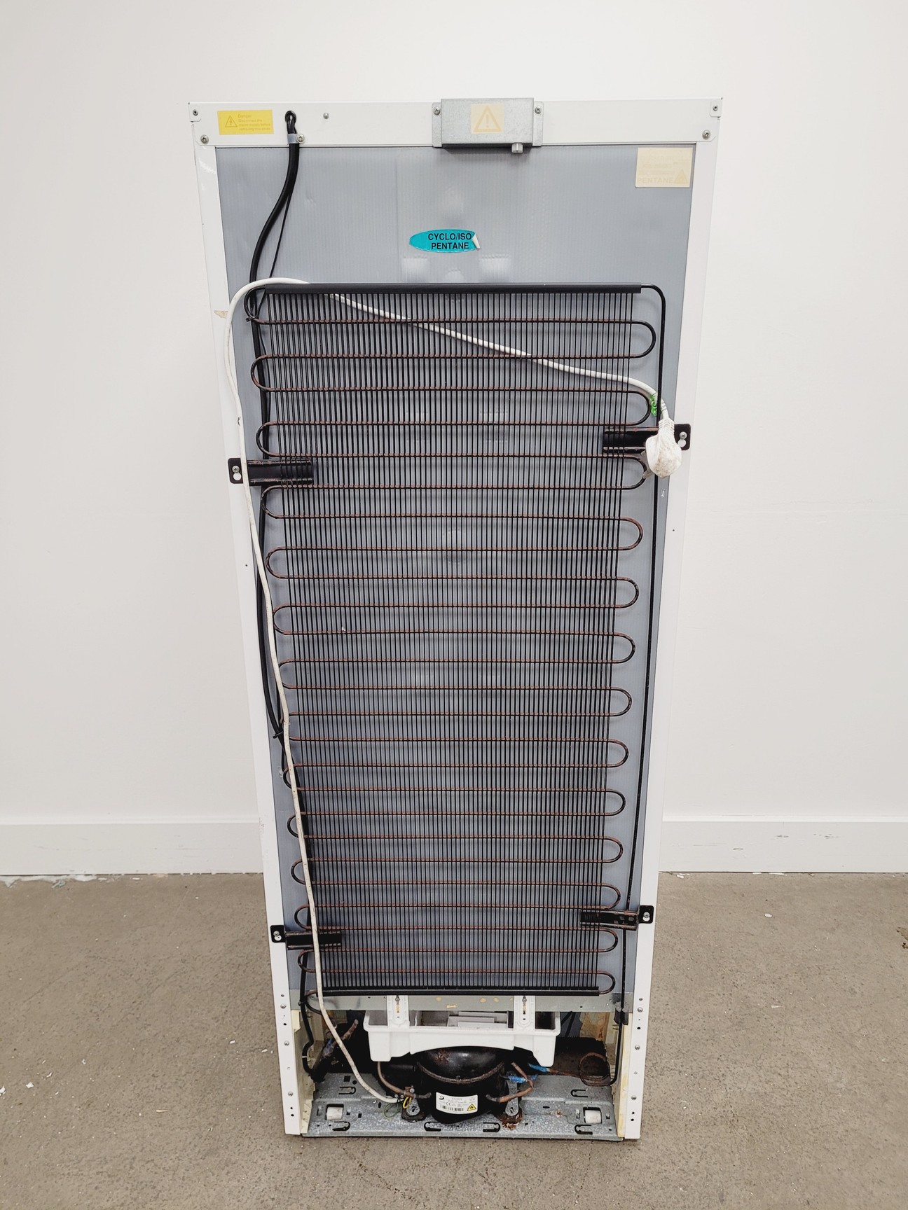 Image of Thermo Scientific Lab Fridge ES Series 288R-AEW-TS Lab