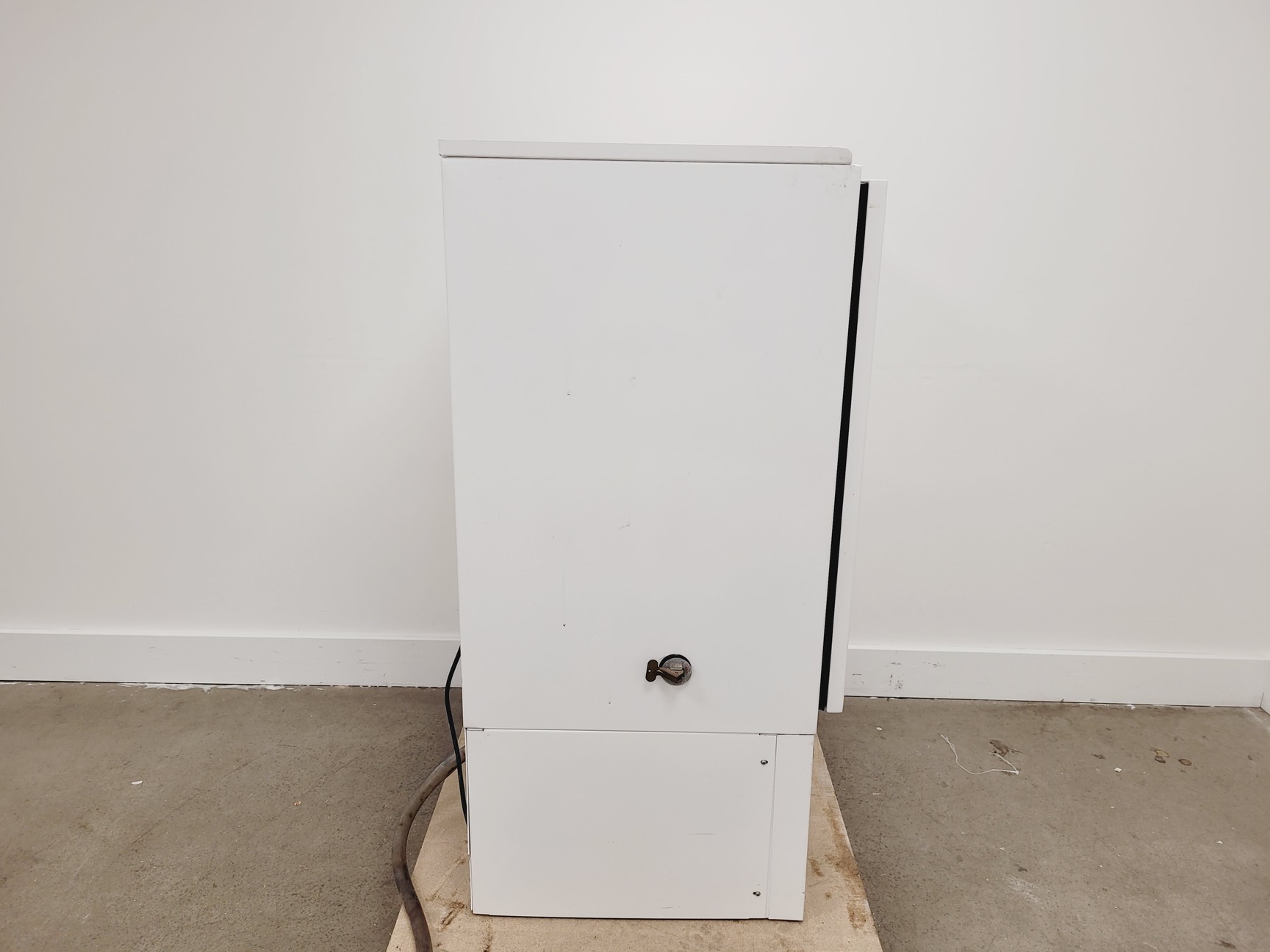 Image of Percival I-30VL Floor Standing Growth Chamber S/R Lab