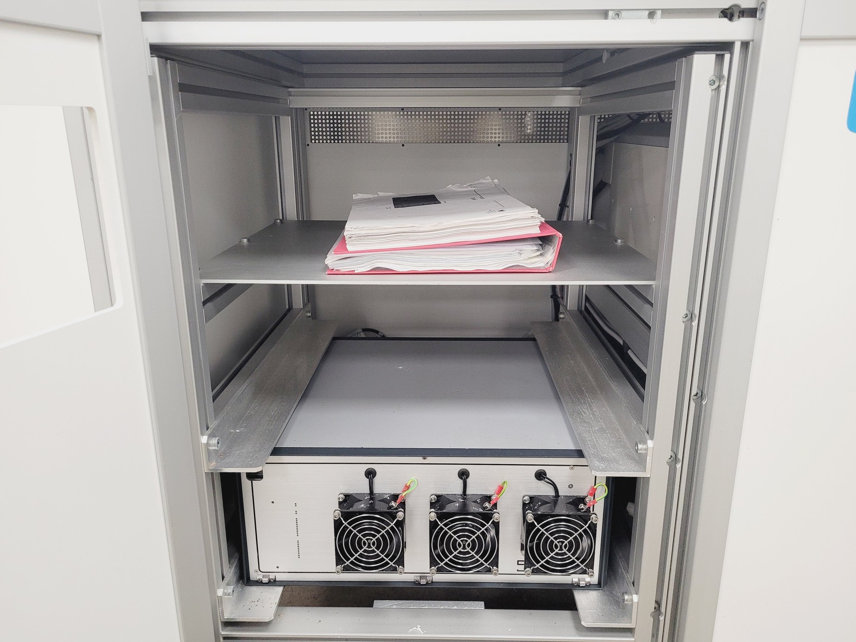 Image of Sopra GES-5 Ellipsometer on Sopra Gonio Bench