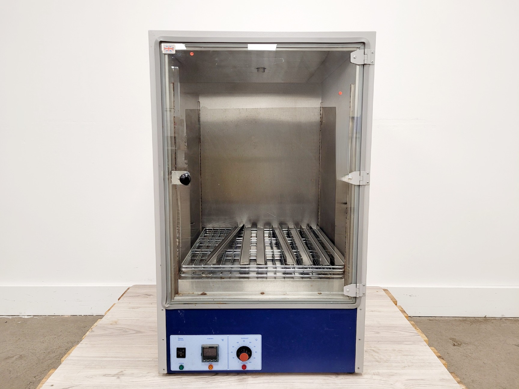Image of Leader Drying Oven GPS/180/SS/VIS/F/100/DIG