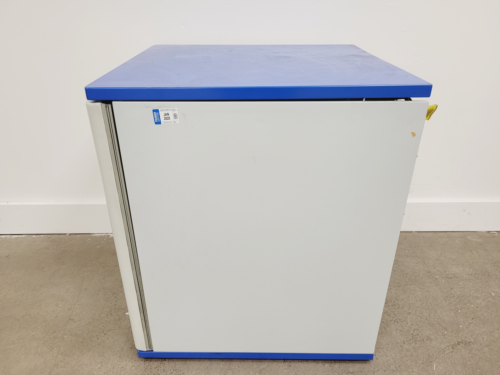Image of RS Biotec Galaxy R 300 Floor Standing Incubator