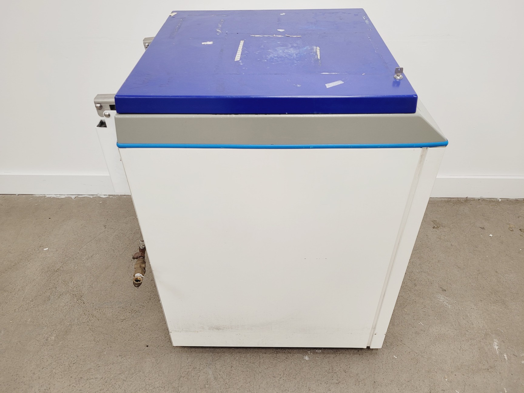 Image of Statebourne Cryogenics Liquid Nitrogen Refrigerator BM12