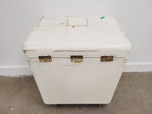 Thumbnail image of Scilabub Dry Ice Chest