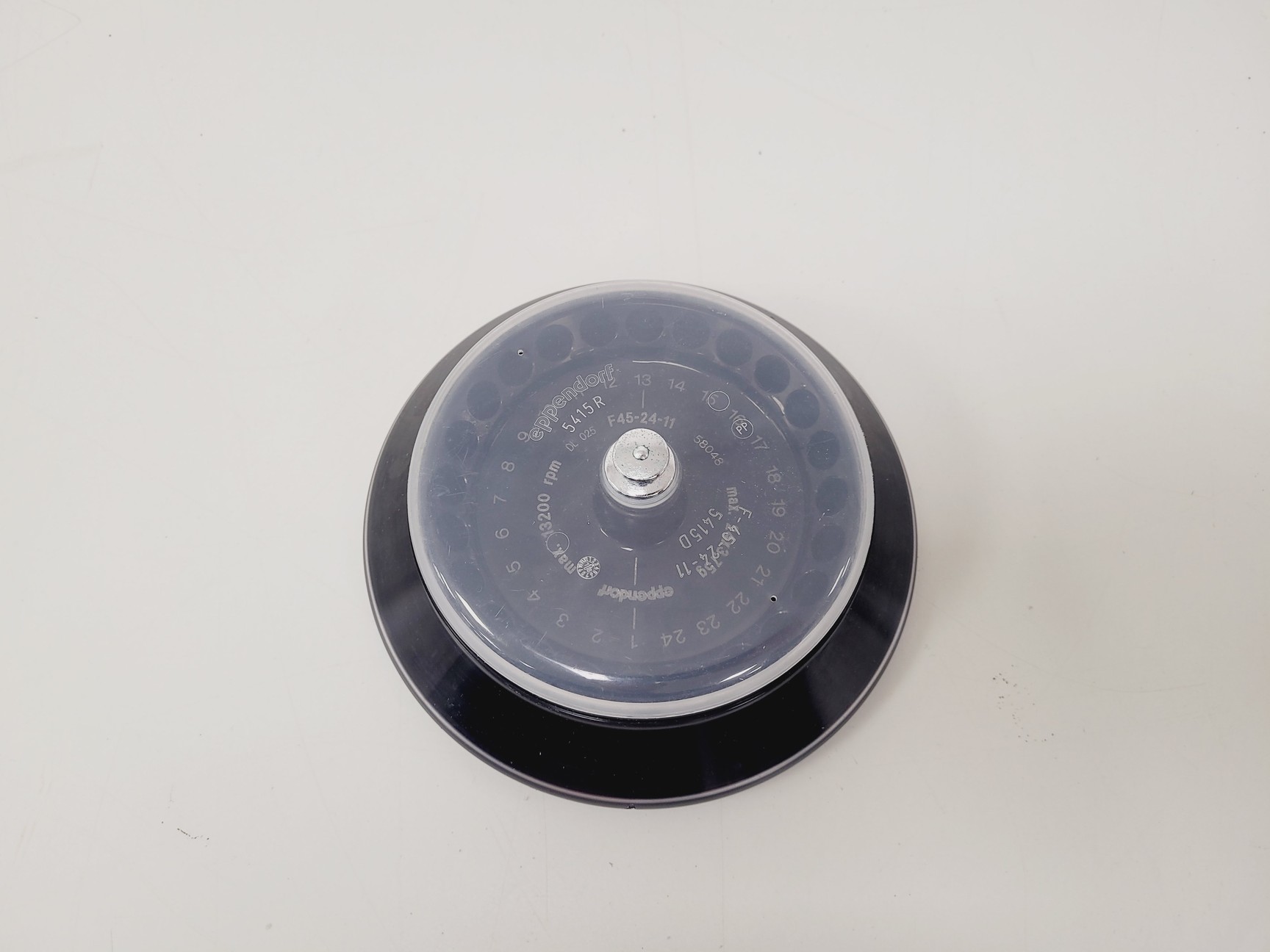 Image of Eppendorf 5415R Benchtop Centrifuge