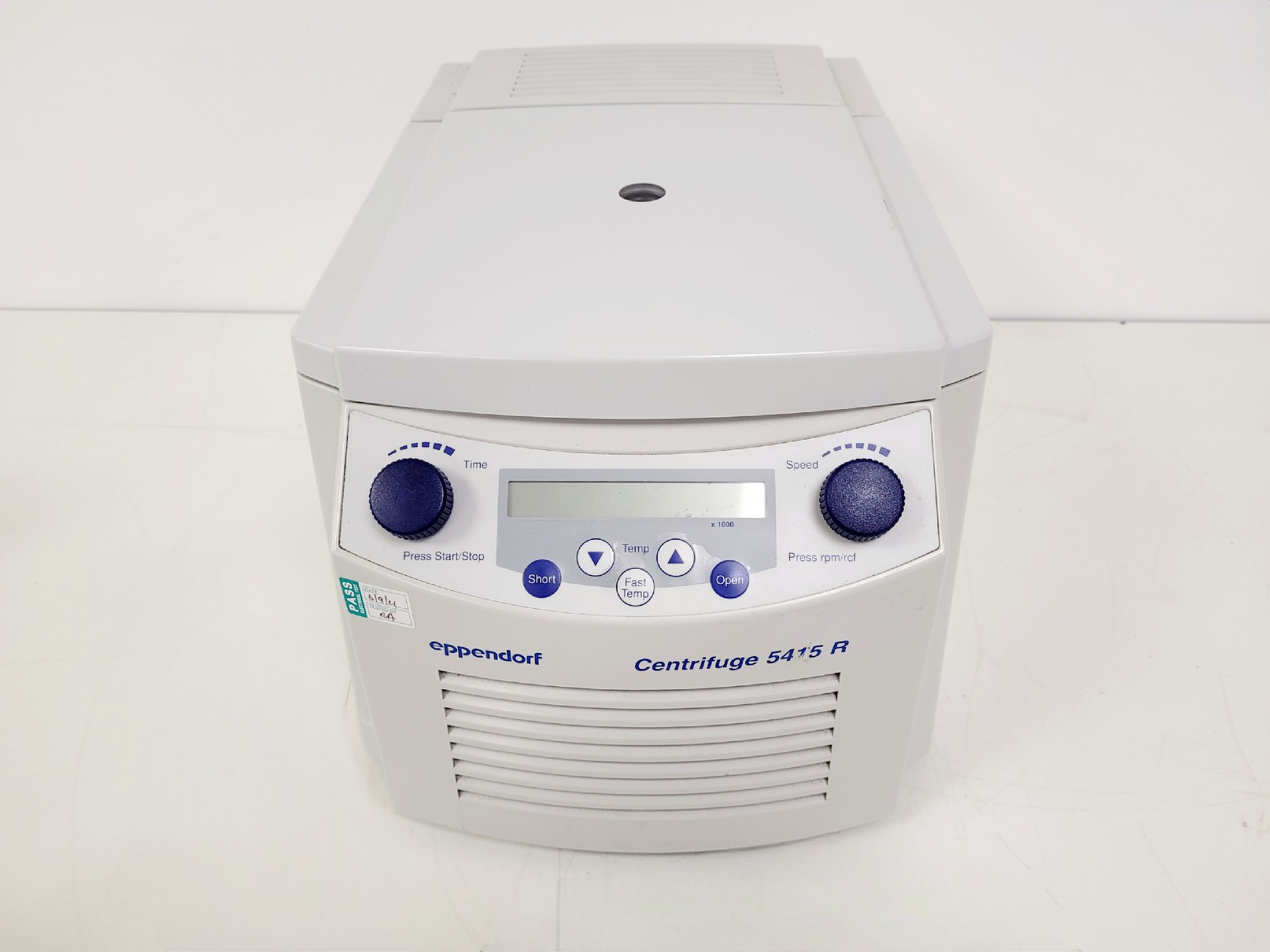 Image of Eppendorf 5415R Benchtop Centrifuge