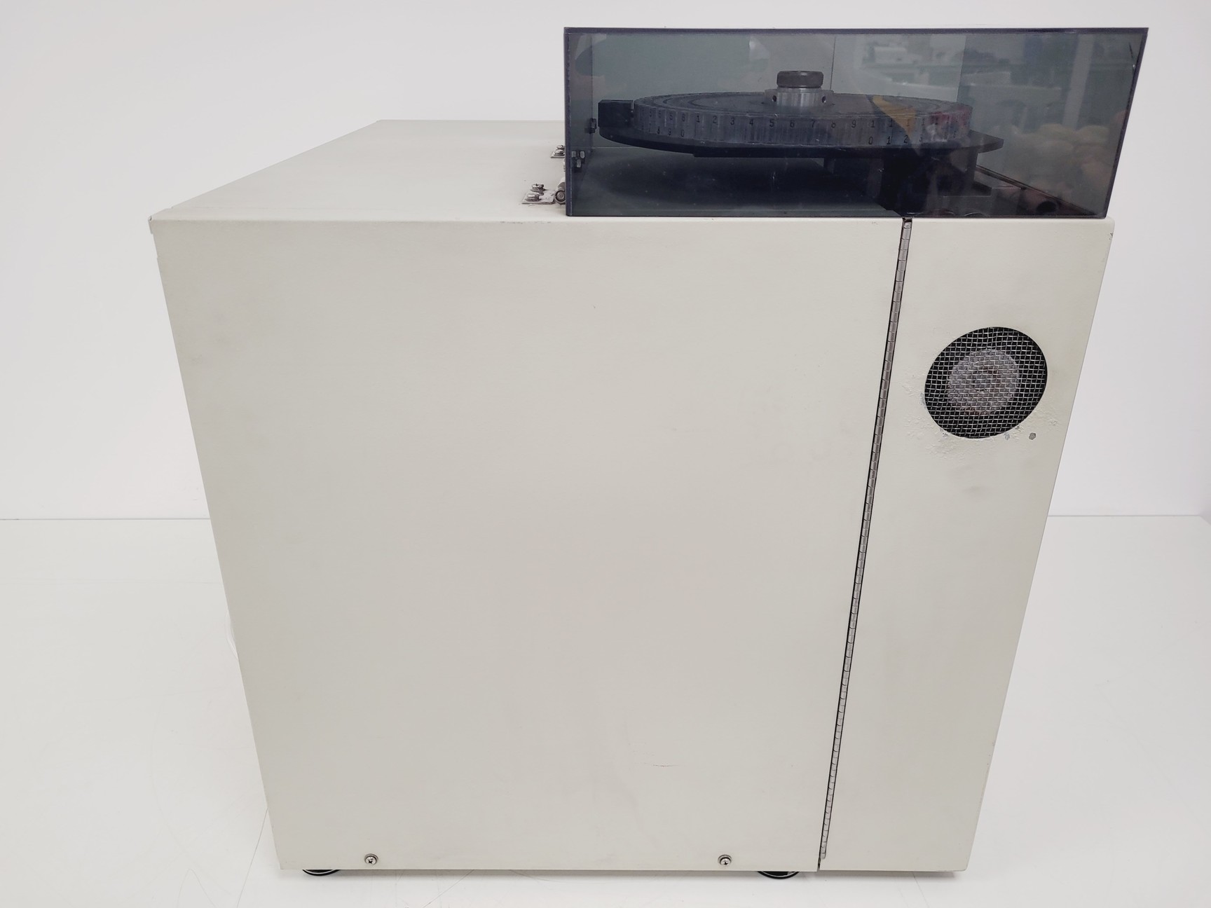 Image of Perkin Elmer 2400 Series II CHNS/O Elemental Analyser