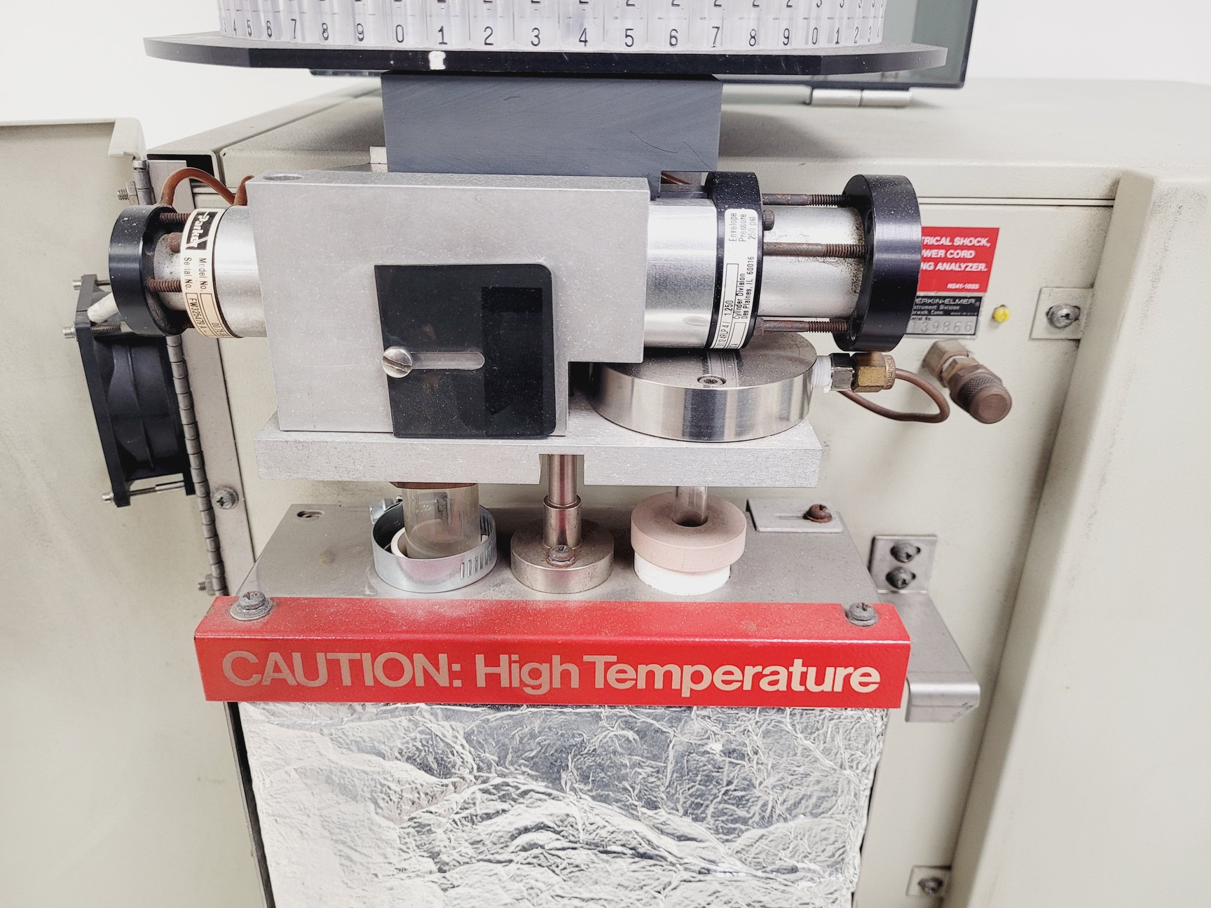 Image of Perkin Elmer 2400 Series II CHNS/O Elemental Analyser