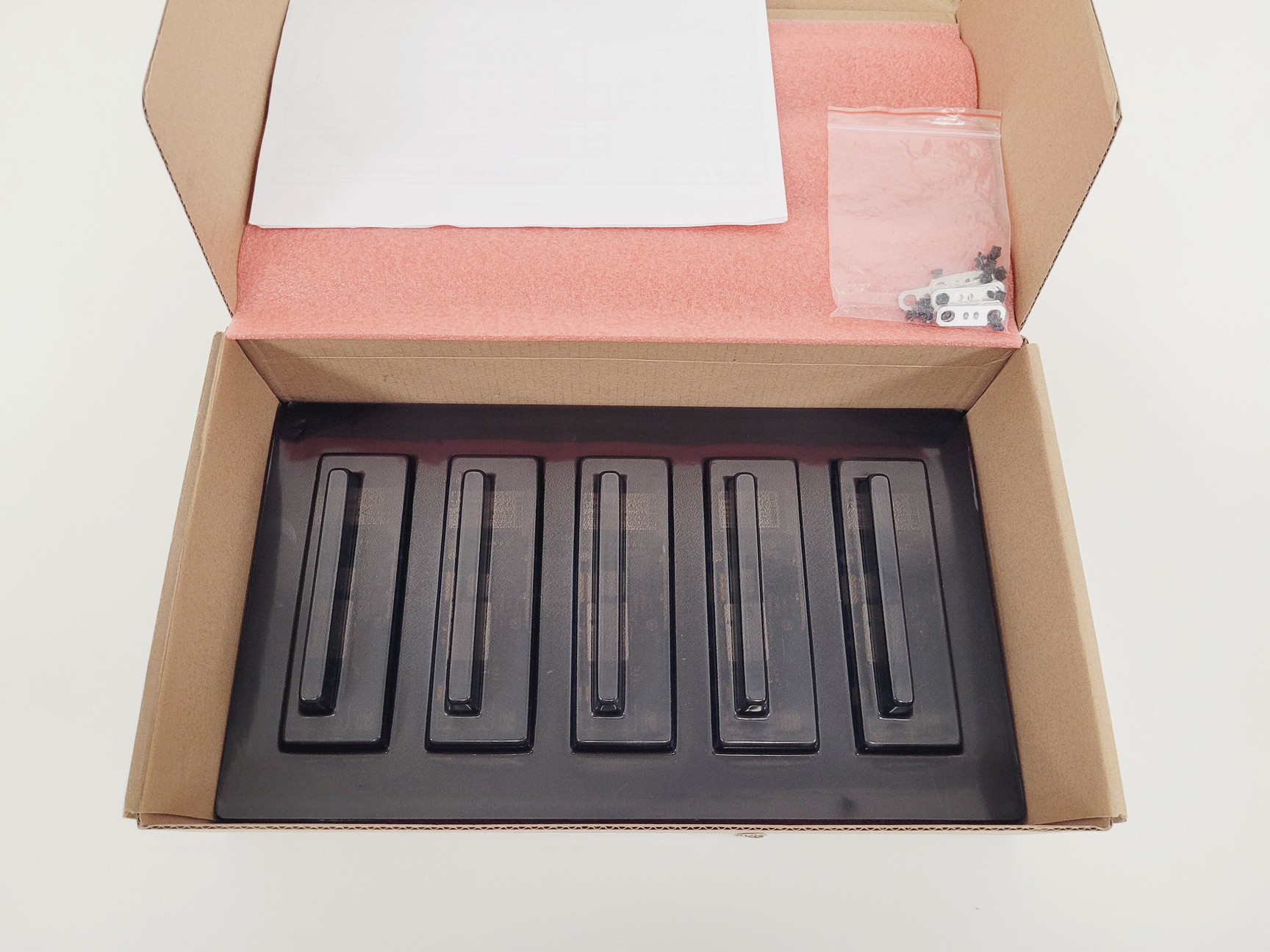 Image of EXCELSYS / Advanced Energy CX18M-000000-N-B-ND Power Supply