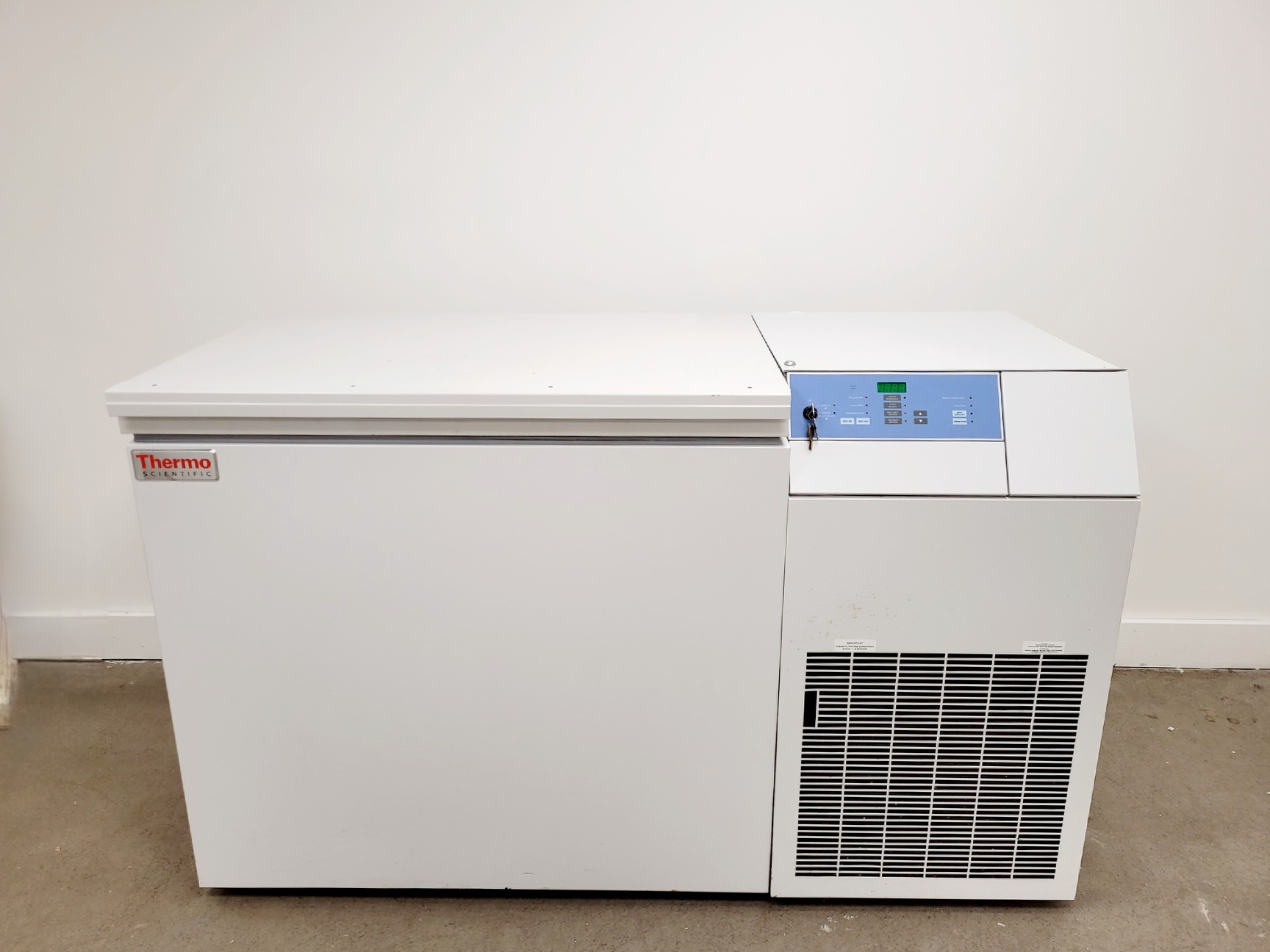 Image of Thermo Scientific ULT10140-9-V24 Ultra Low Temperature Freezer