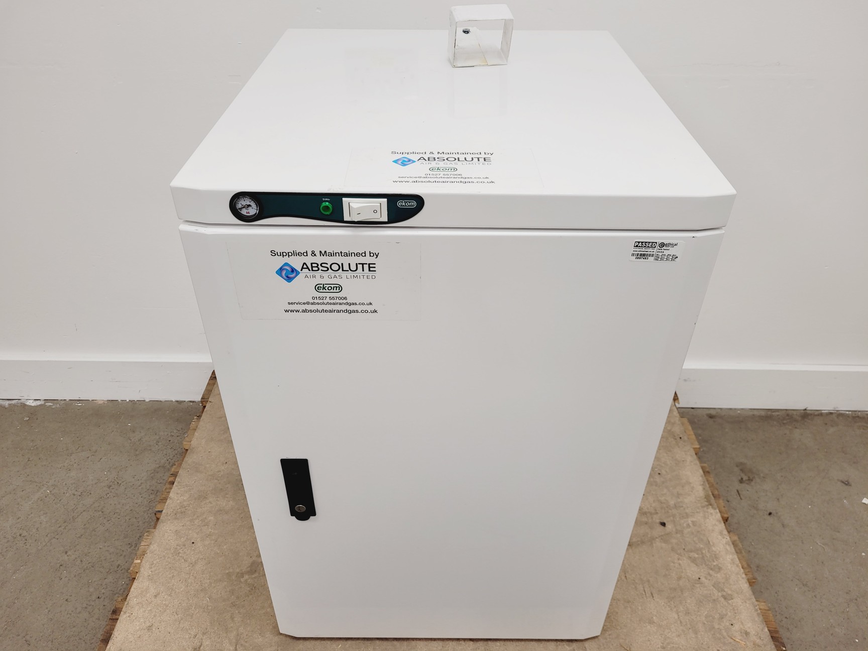 Image of Ekom DK50 2VS/M Air Compressor W/ Enclosure
