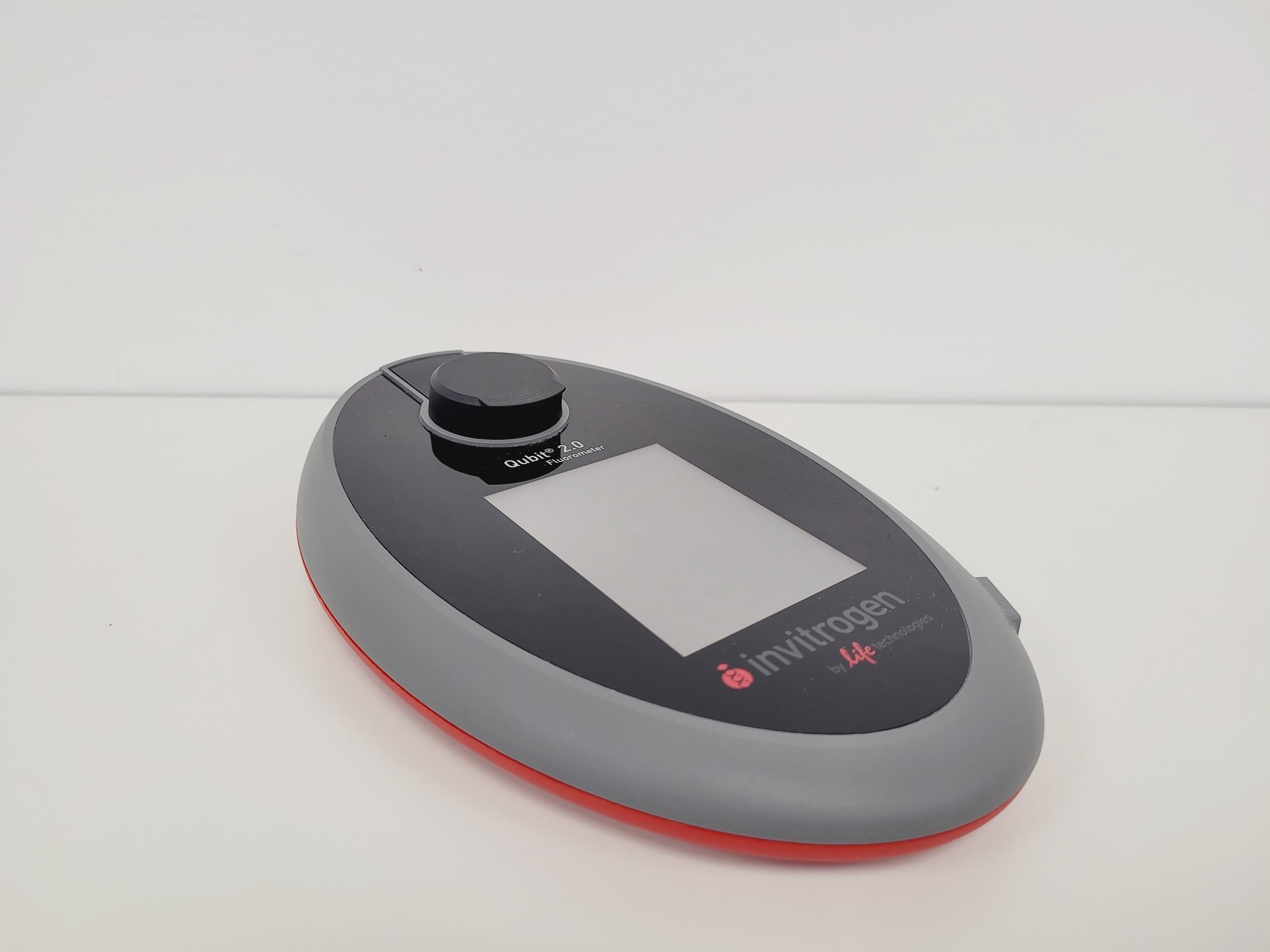 Image of Invitrogen Qubit 2.0 Fluorometer