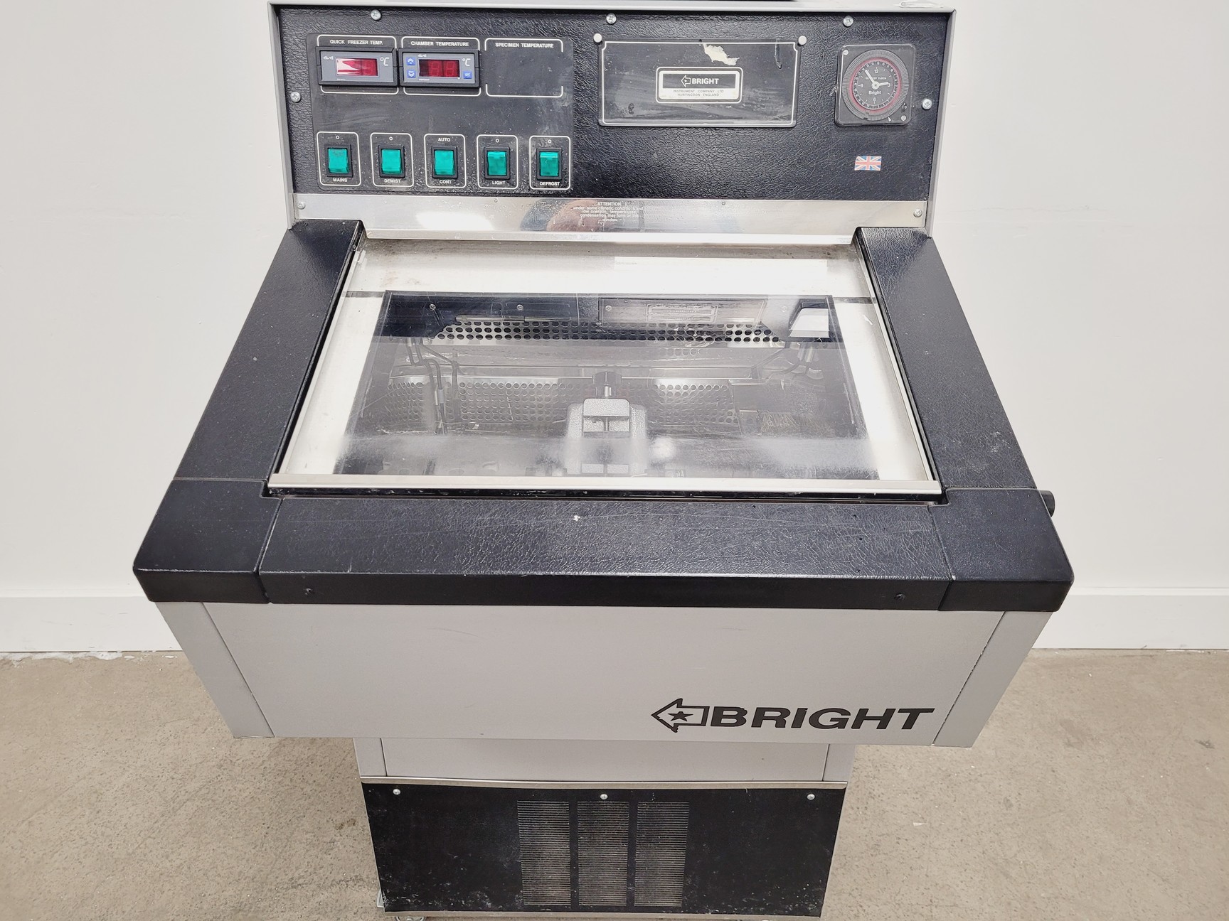 Image of Bright OTF/AS 90111890 Cryostat - Spares/Repair Lab
