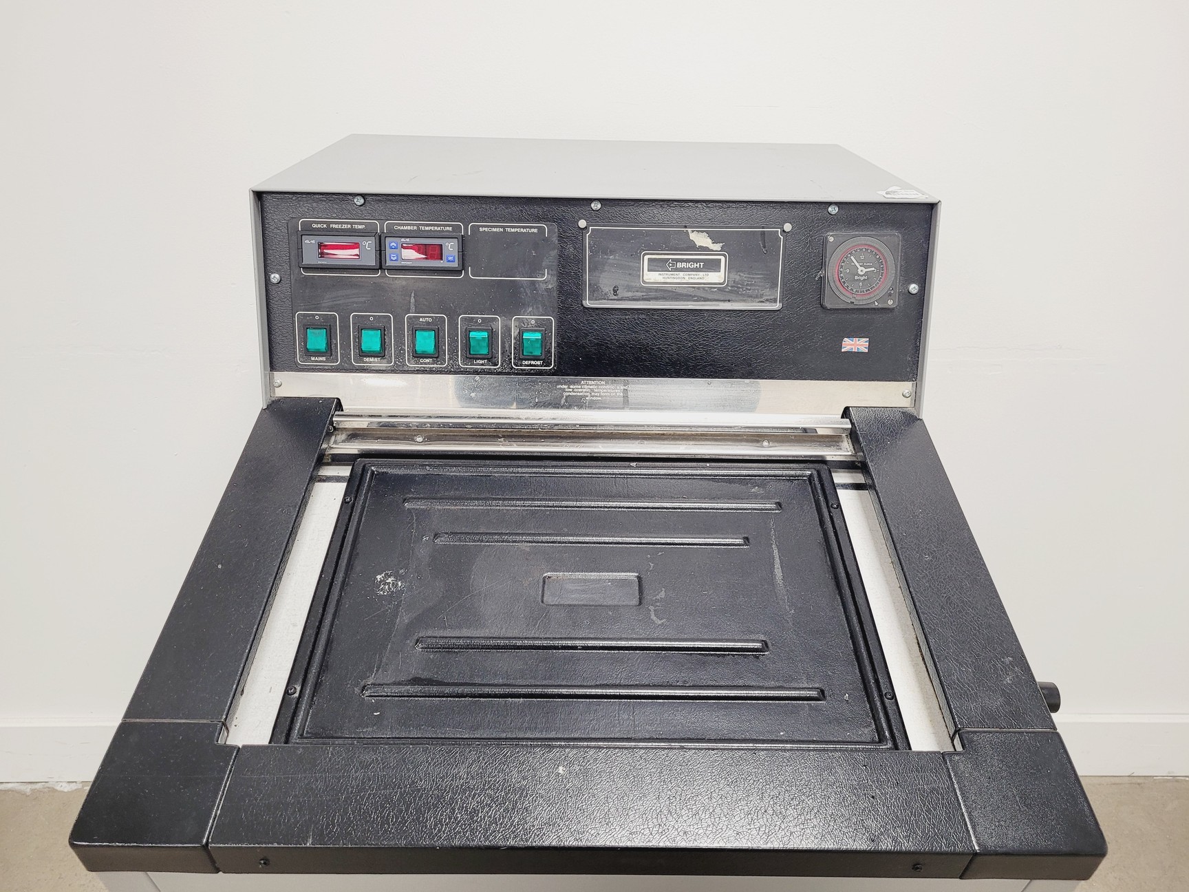 Image of Bright OTF/AS 90111890 Cryostat - Spares/Repair Lab