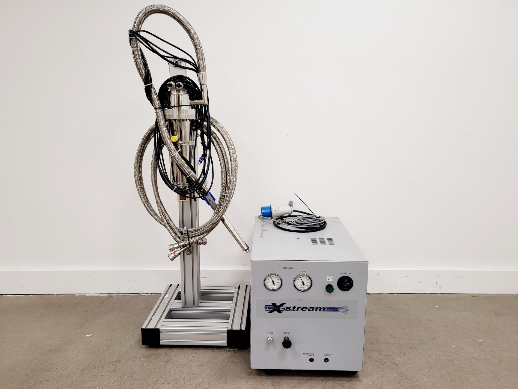 Image of MSC Rigaku X-Stream 2000 Cryogenic Crystal Cooler System XS/CCS 99 W/ Cool Head