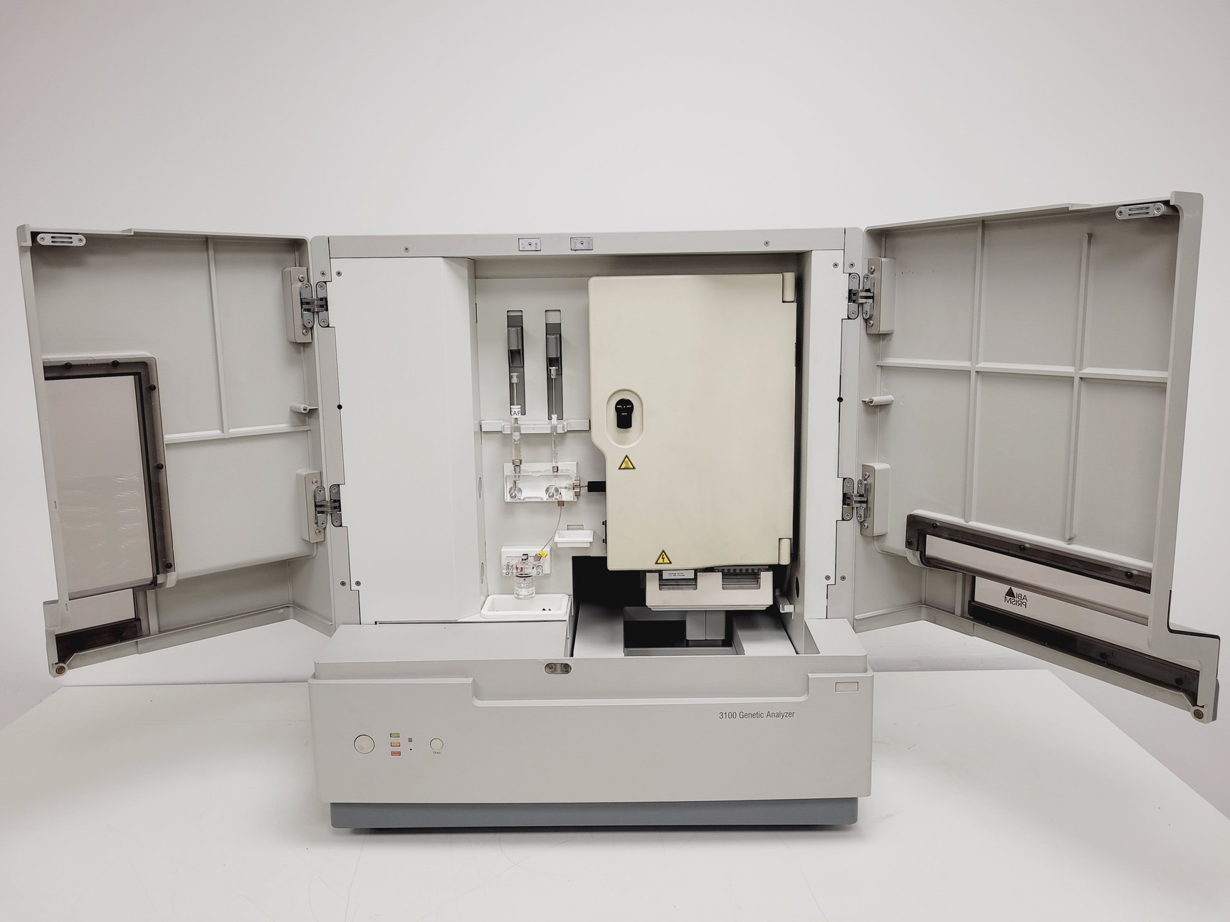 Image of Applied Biosystems Prism 3100 Genetic Analyser