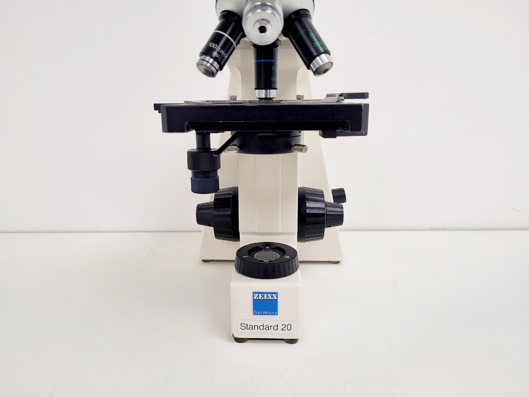Image of Carl Zeiss Standard 20 Compound Microscope W/ 4 x Objectives