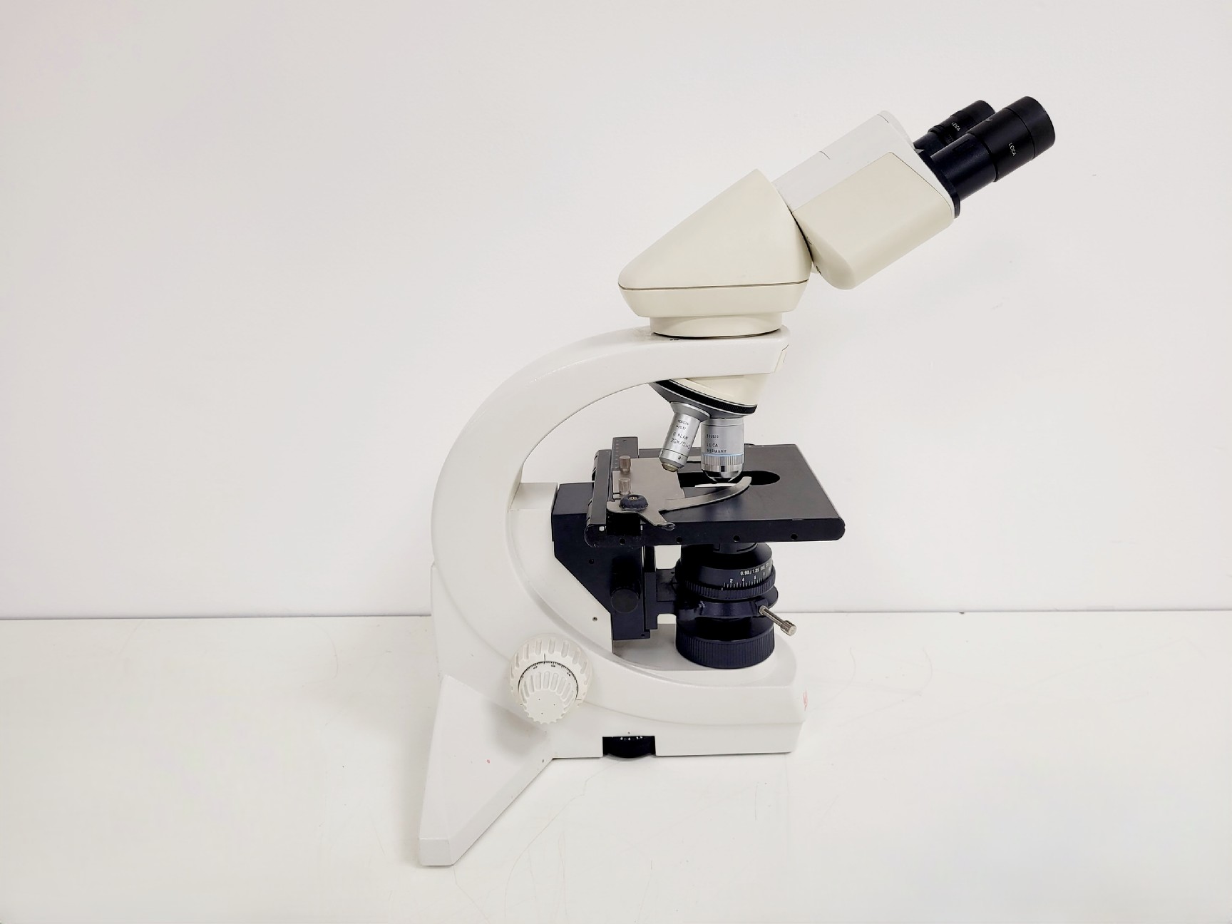 Image of Leica 020-518.500 Compound Microscope