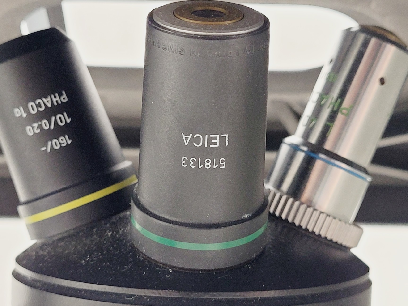 Image of Leica DMIL 090-131-00.1 Microscope Body w/ 4 Objectives + Eye pieces