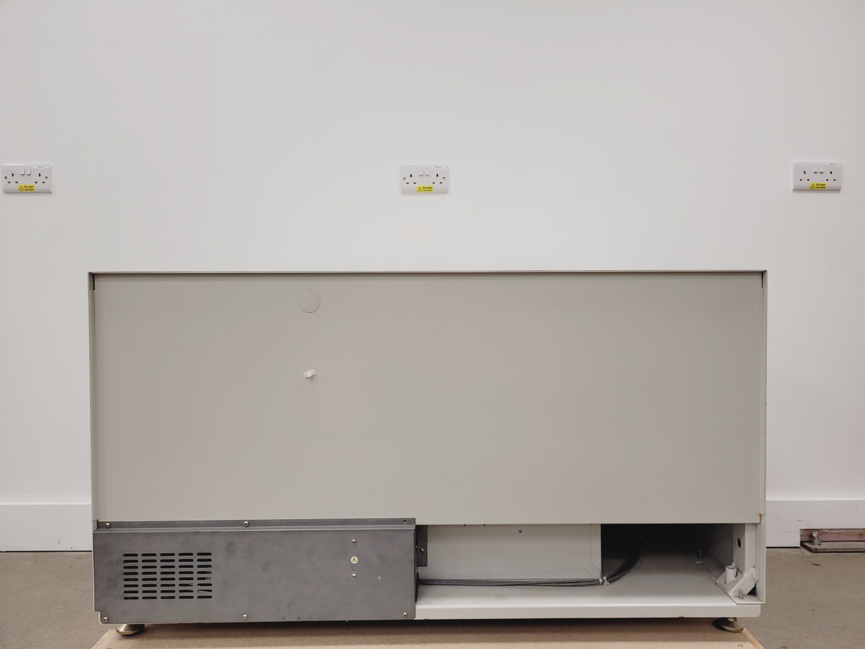 Image of Thermo Scientific MAXQ 8000 SHKE8000-1CE Incubated Stackable Shaker