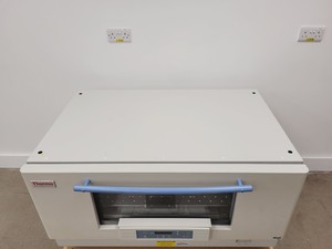Thumbnail image of Thermo Scientific MAXQ 8000 SHKE8000-1CE Incubated Stackable Shaker