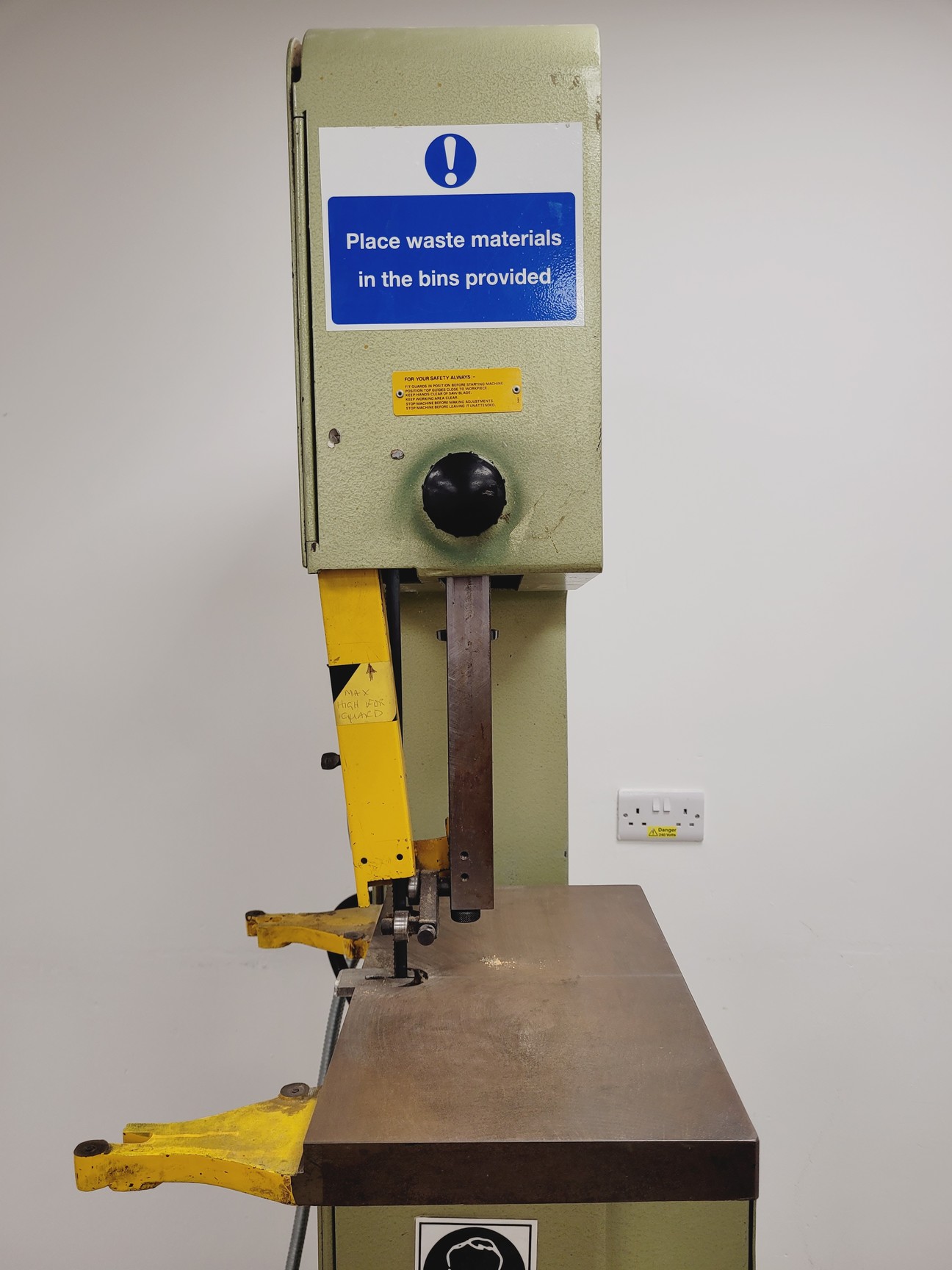 Image of Startrite 14-S-5 Vertical Bandsaw
