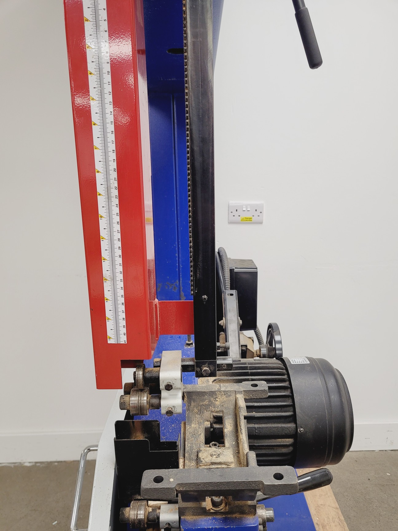 Image of Axminster AP6300HD3/700352 Bandsaw