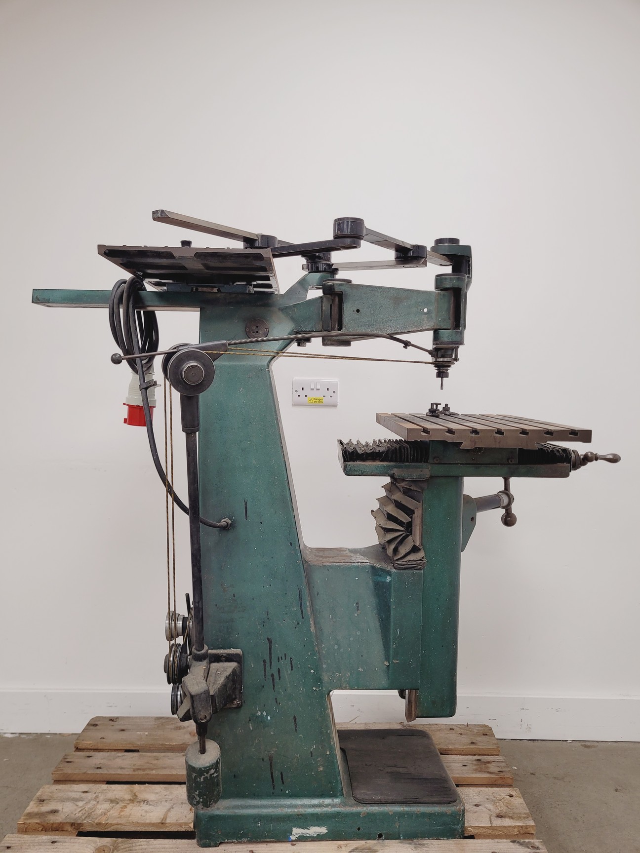 Image of Taylor Hobson Model K Pantograph Engraver 110.902.324