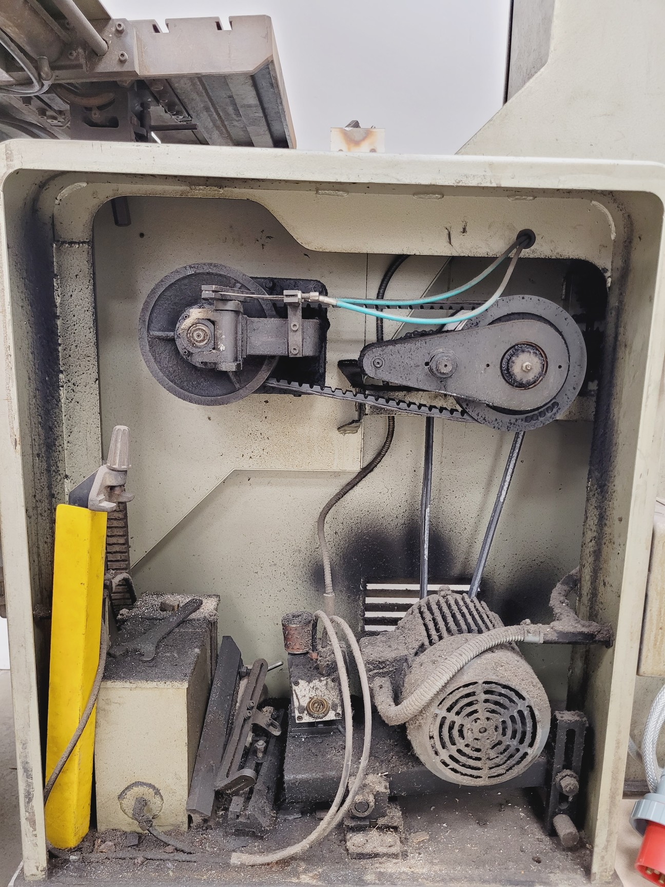 Image of Startrite 314H Vertical Bandsaw 152x91x184 cm LxWxH 