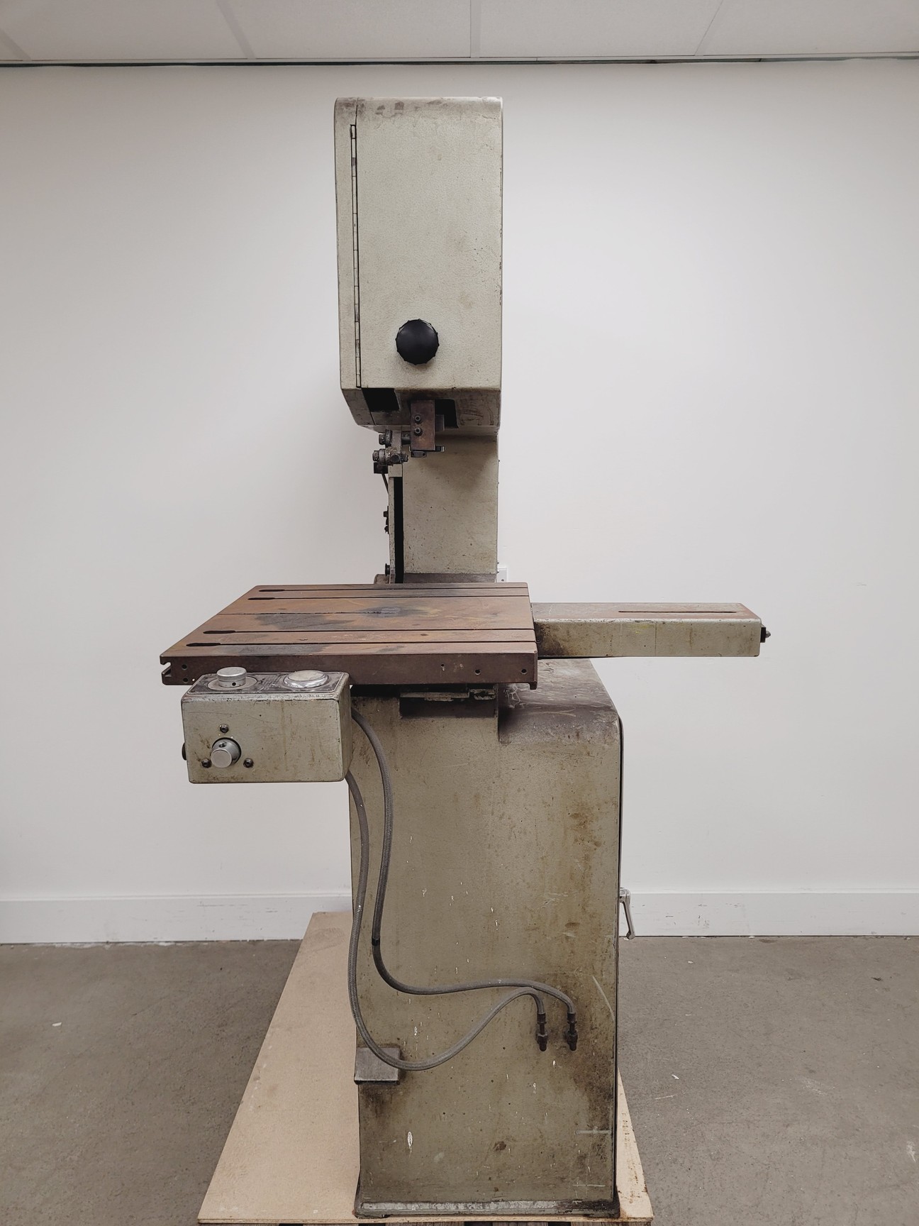 Image of Startrite 314H Vertical Bandsaw 152x91x184 cm LxWxH 