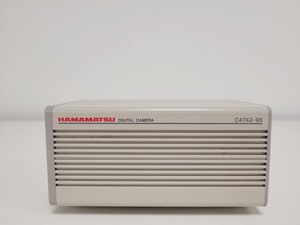 Thumbnail image of Hamamatsu C4742-95/C4742-96-12G04 Digital Camera & Controller Firewire