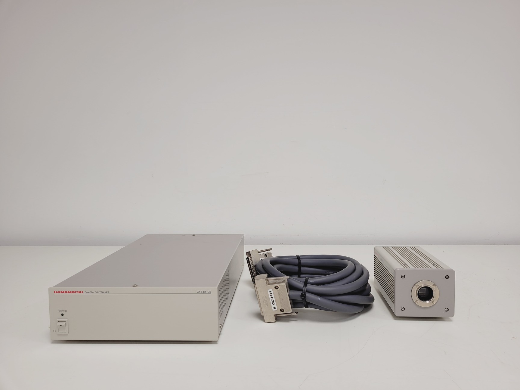 Image of Hamamatsu C4742-95/C4742-96-12G04 Digital Camera & Controller Firewire