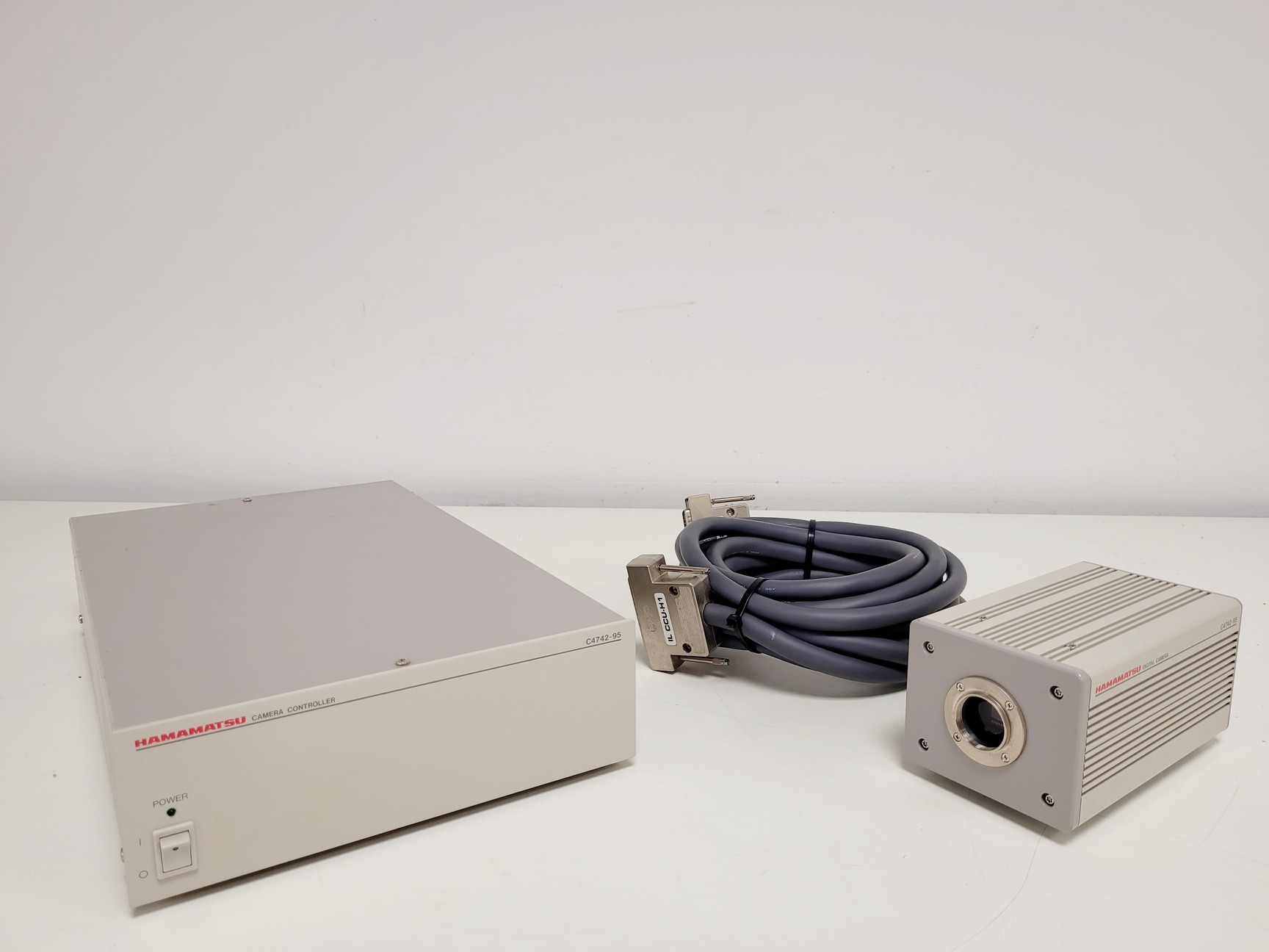 Image of Hamamatsu C4742-95/C4742-96-12G04 Digital Camera & Controller Firewire