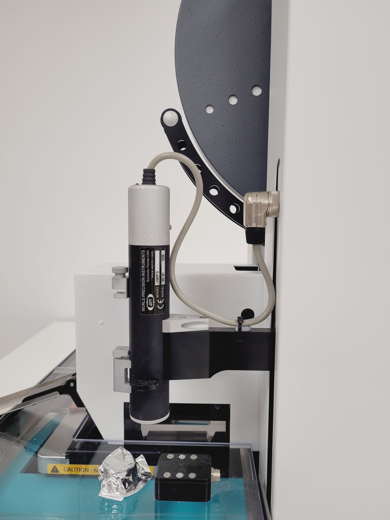 Image of SPTLabTech Mosquito LCP Liquid Handling System with Humidity Chamber & Software