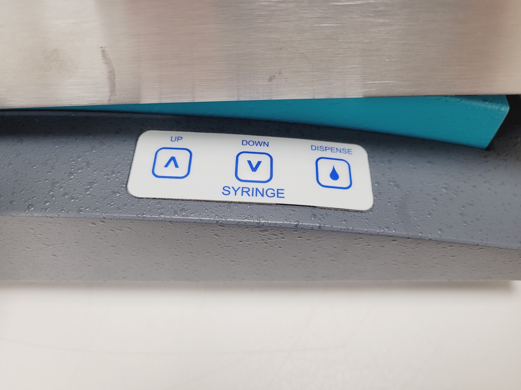 Image of SPTLabTech Mosquito LCP Liquid Handling System with Humidity Chamber & Software