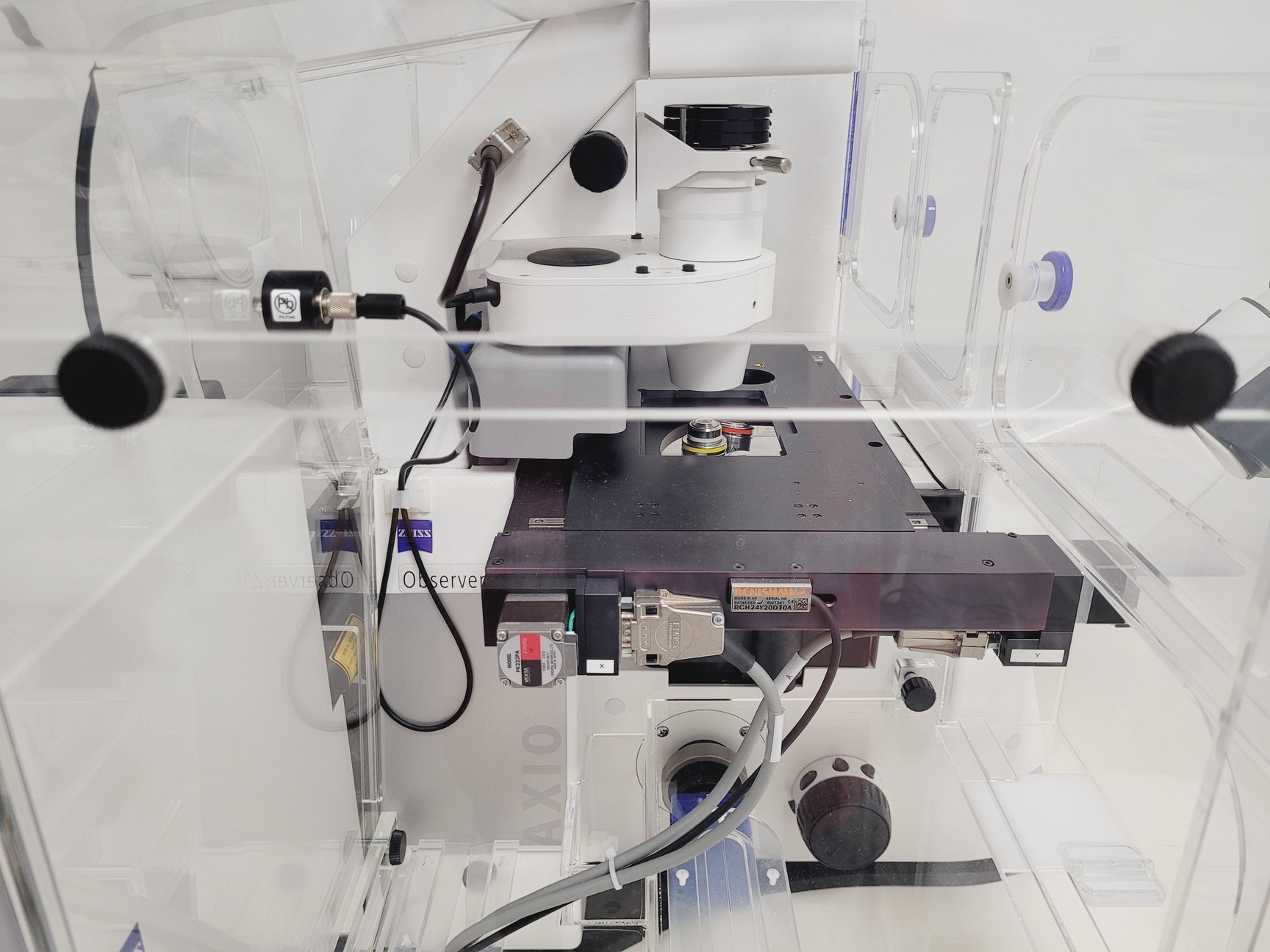 Image of Zeiss PALM Microbeam System With PC & Software