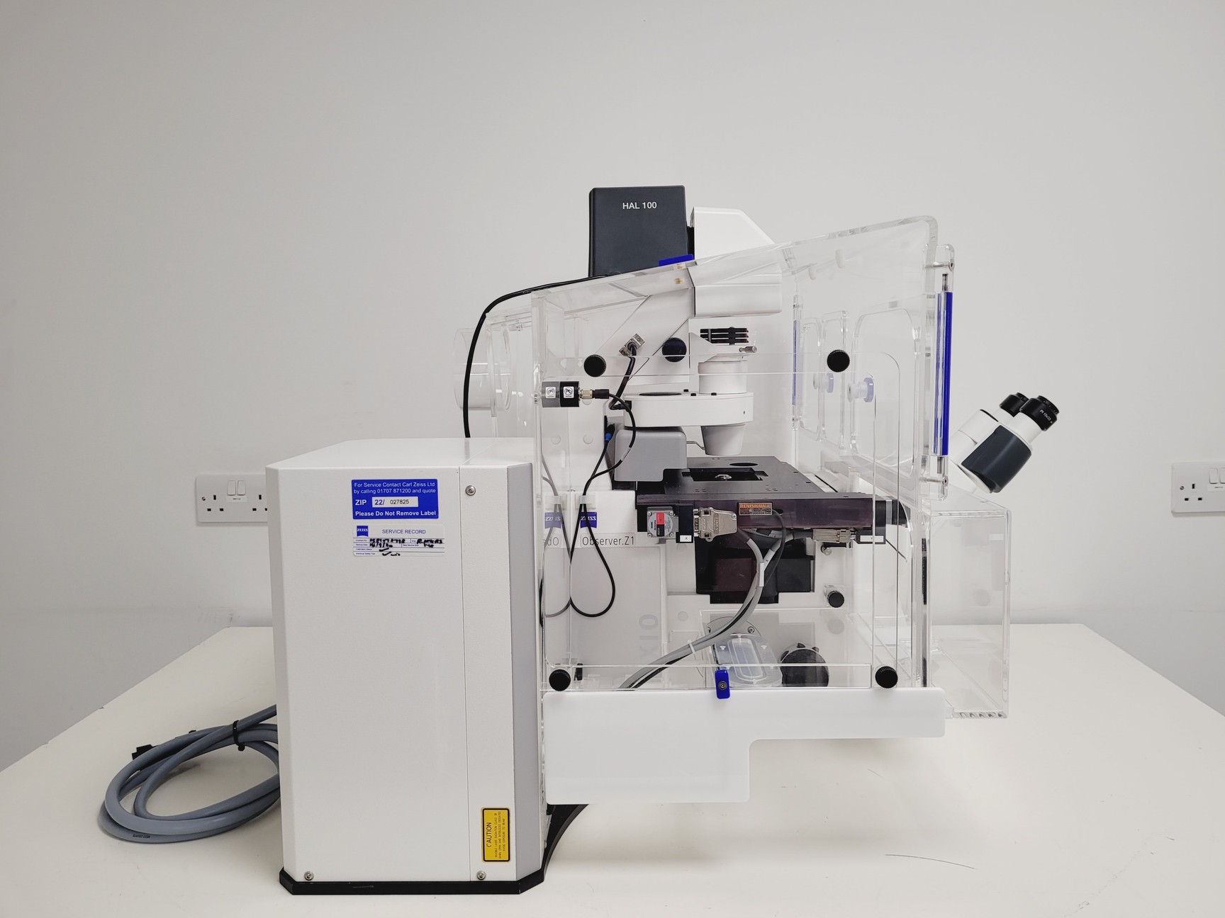 Image of Zeiss PALM Microbeam System With PC & Software