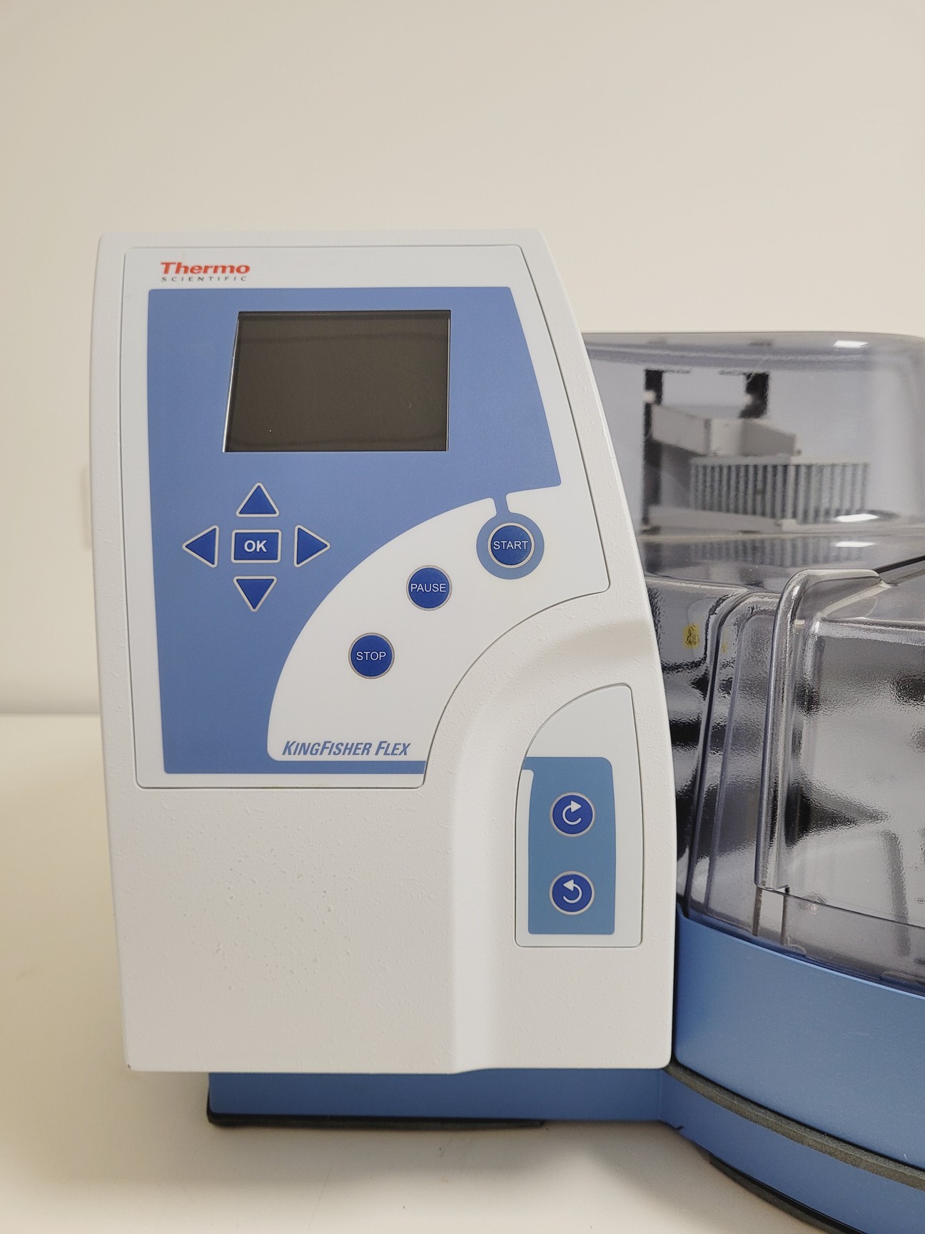 Image of Thermo Kingfisher Flex 711 Purification System (2020) Lab