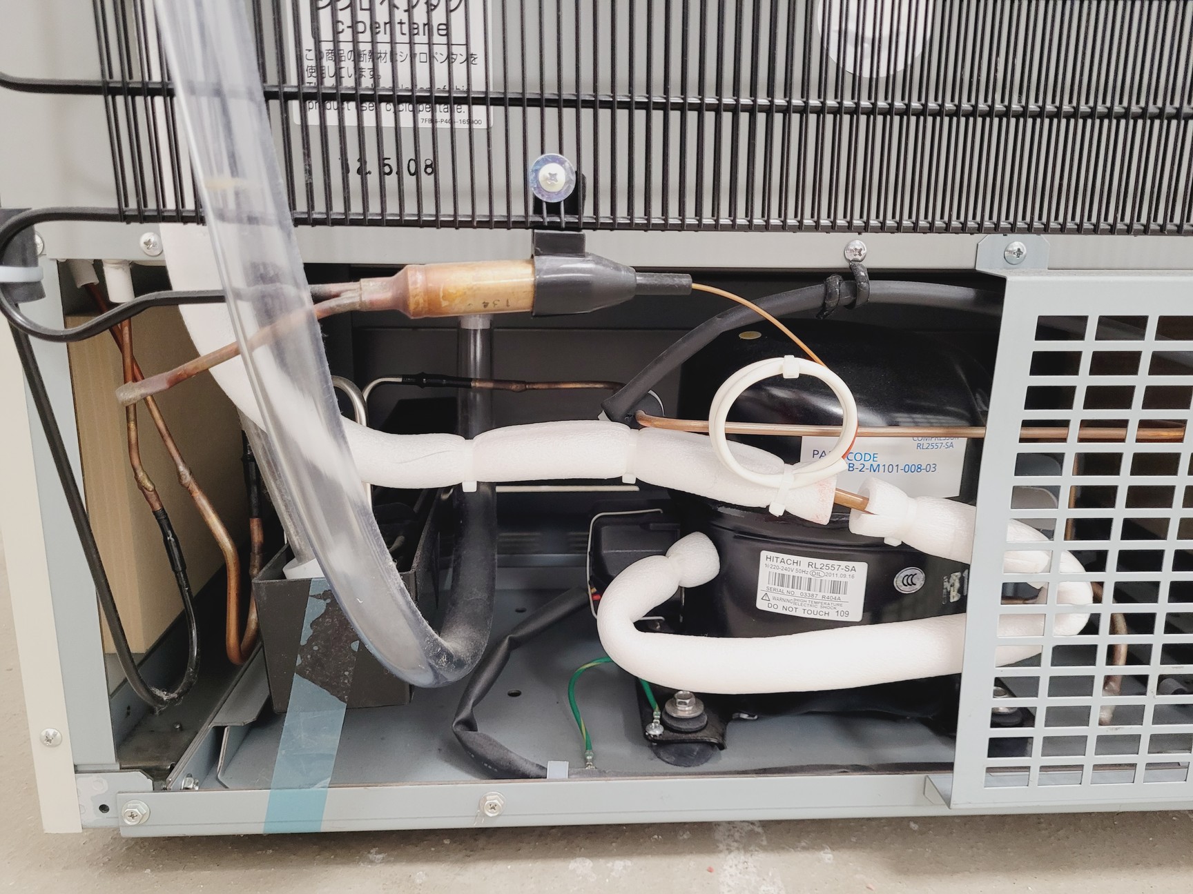 Image of Panasonic MIR-254-PE Refrigerated Incubator Lab