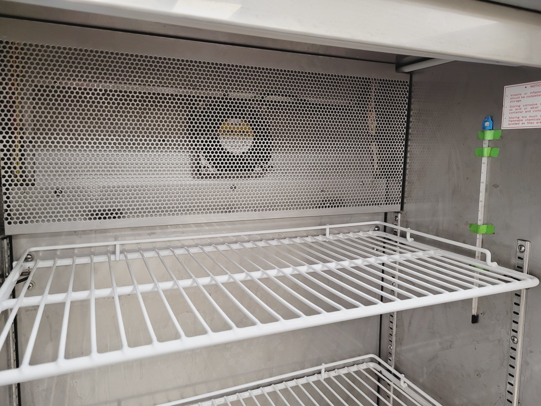 Image of Panasonic MIR-254-PE Refrigerated Incubator Lab