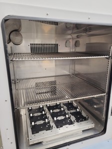 Thumbnail image of Thermo Scientific MaxQ 6000 SHKE6000-1CE Shaking Incubator