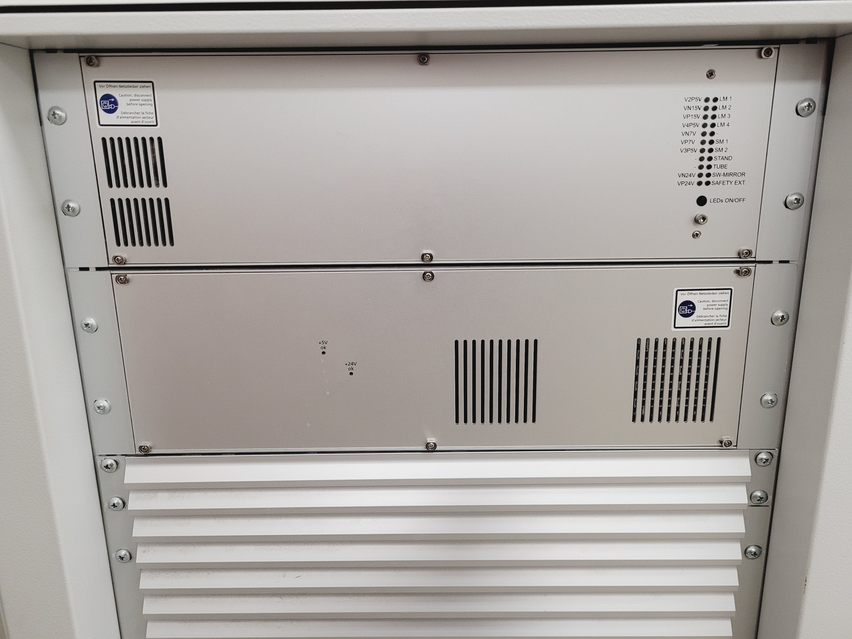 Image of Zeiss LSM 710 ECU Box With 3 x Lasers (Red, Green & Blue) Lab