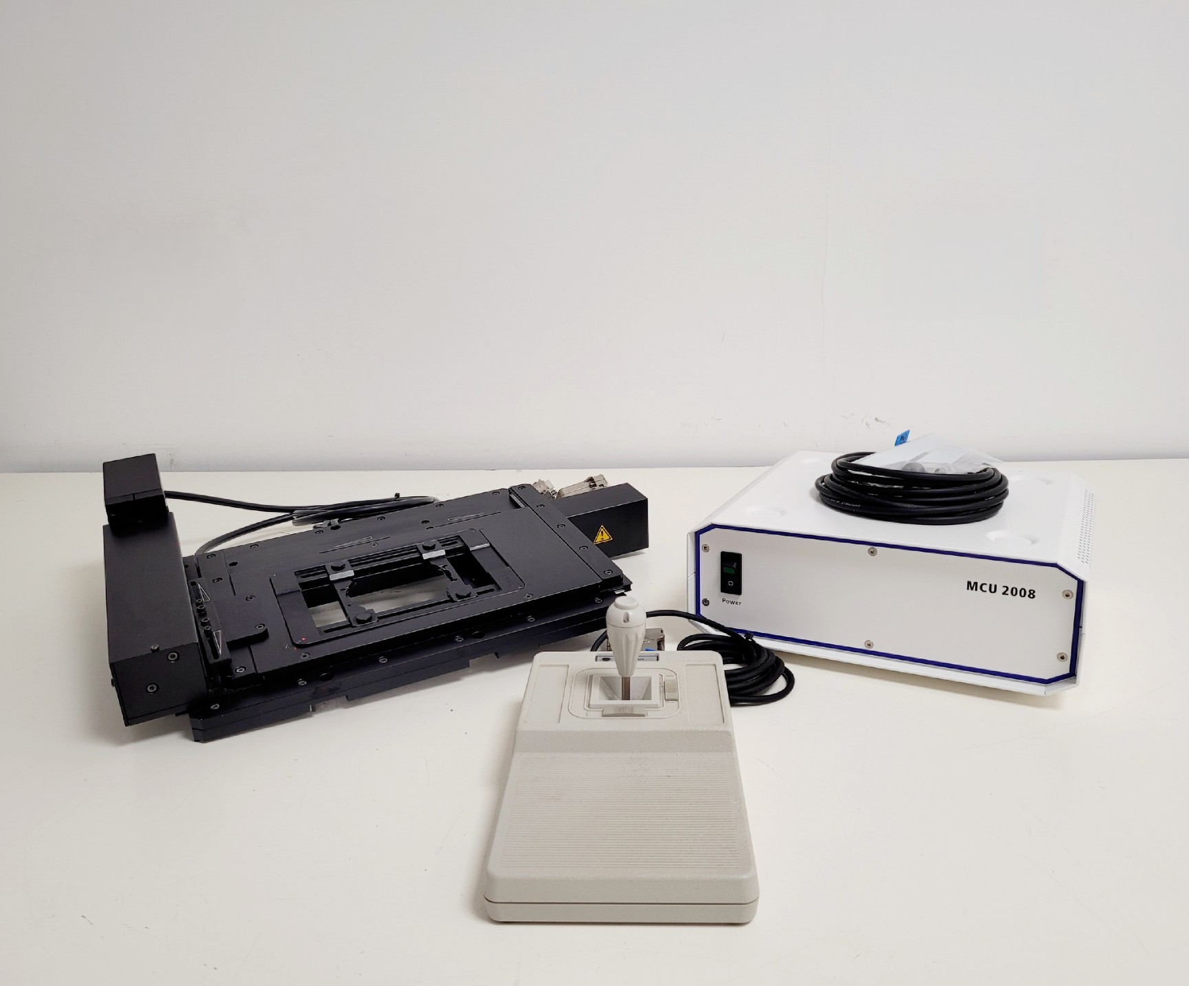 Image of Marzhauser Wetzlar SCAN IM 130x100 DC - 1mm Stage Zeiss Axio Observer .Z1 Lab