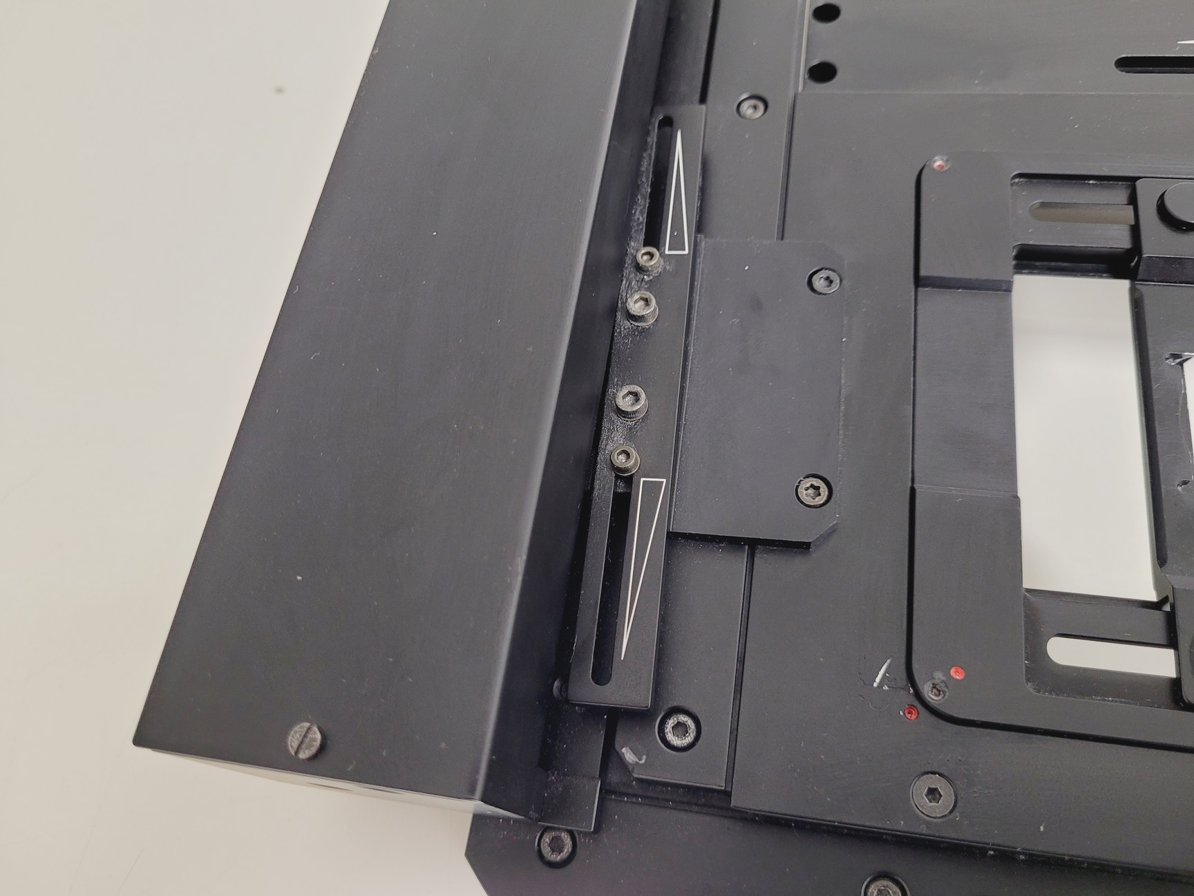 Image of Marzhauser Wetzlar SCAN IM 130x100 DC - 1mm Stage Zeiss Axio Observer .Z1 Lab