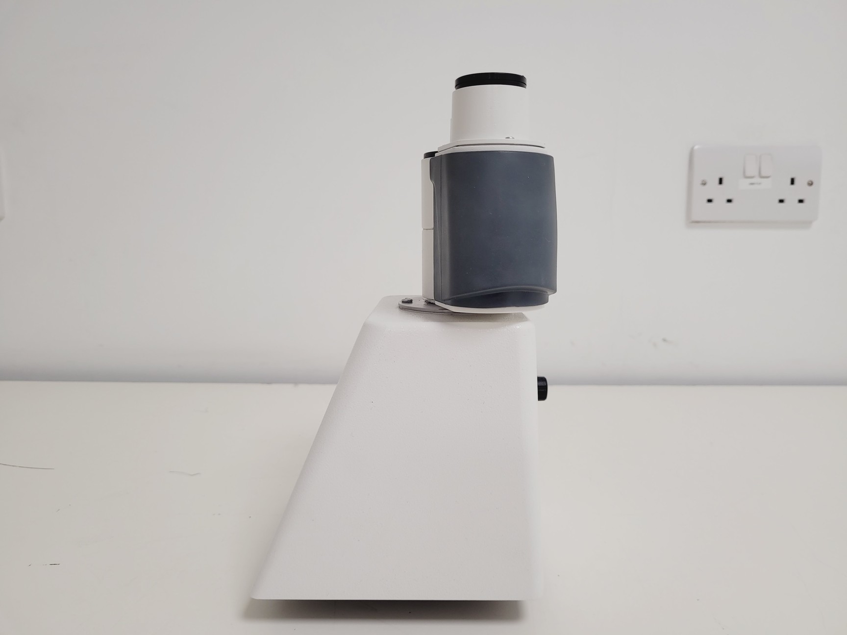 Image of Zeiss Binocular Tube 45º/23º 425537-0000-000 Lab