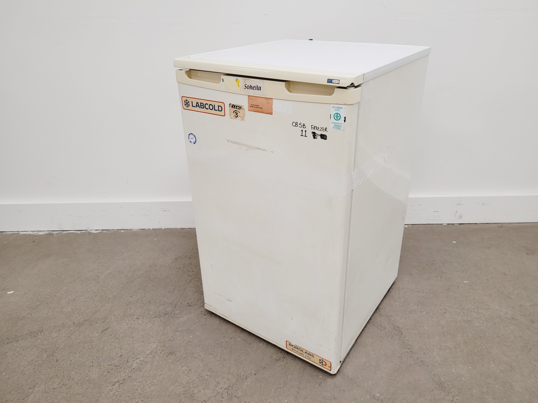 Image of Labcold RLVF0420 Lab Freezer
