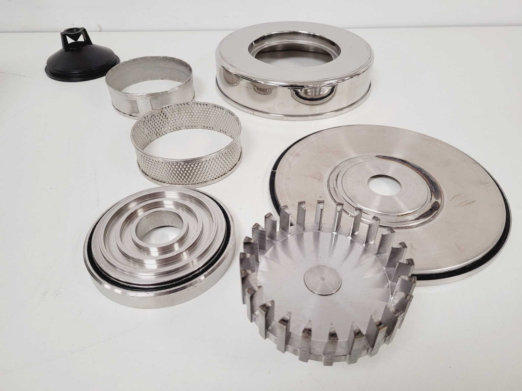 Image of Retsch ZM 100 Ultra Centrifugal Mill 